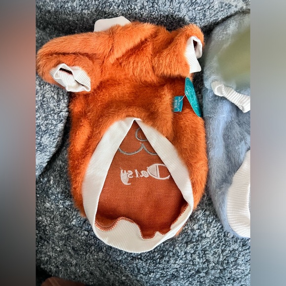 🌟NWT! Petcircle Daisy Fuzzy Dog Sweater! - Picture 4 of 9